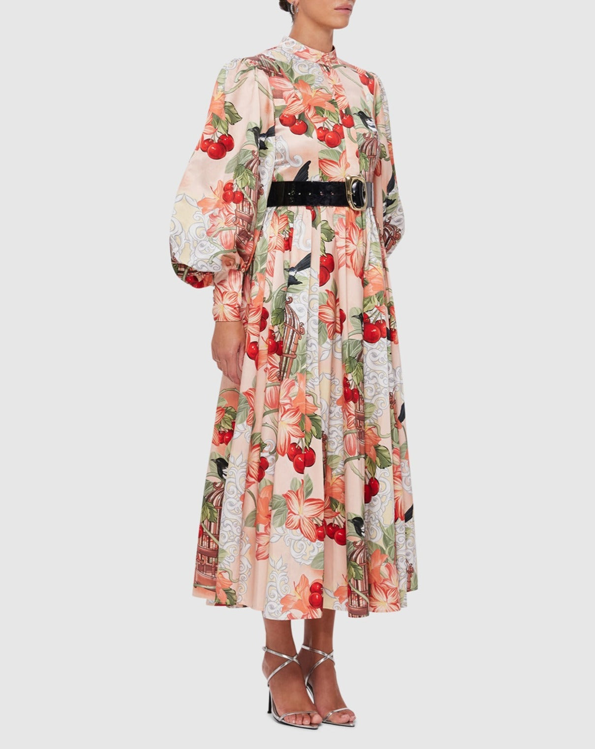 Vestido midi con estampado de azaleas en Fortune