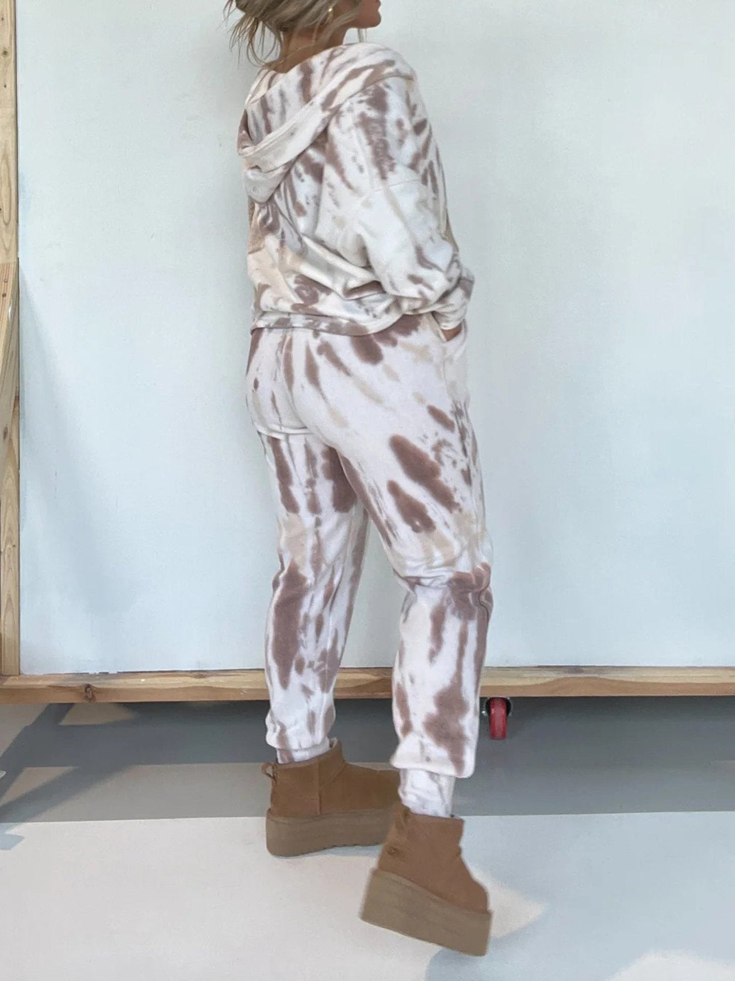 Ensemble sweat à capuche et pantalon de survêtement Tie-Dye