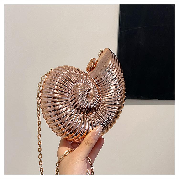 Bolso de caracol de moda