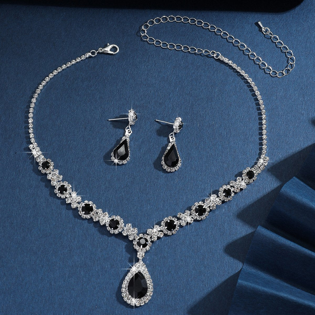 Silver Plated Stand Crystal Jewelry Set