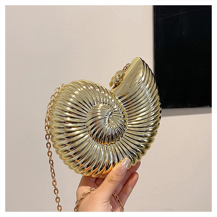 Bolso de caracol de moda