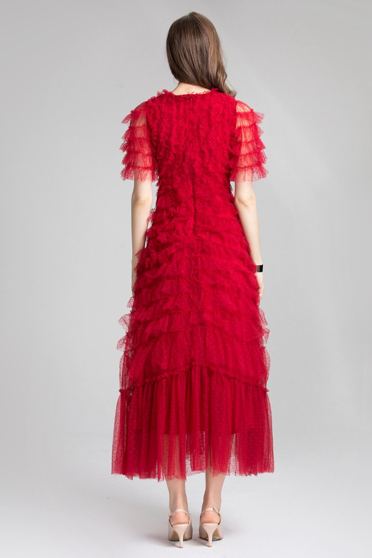 Robe en tulle à volants en rouge