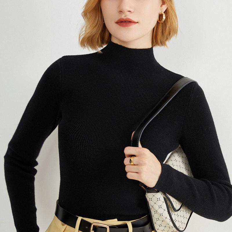 Pull en maille à col roulé chic