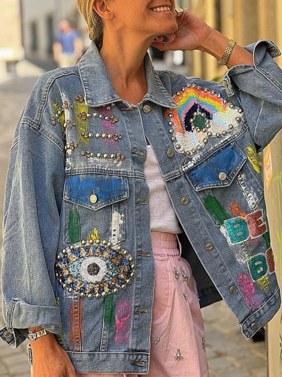 Veste en jean cloutée brodée de sequins 